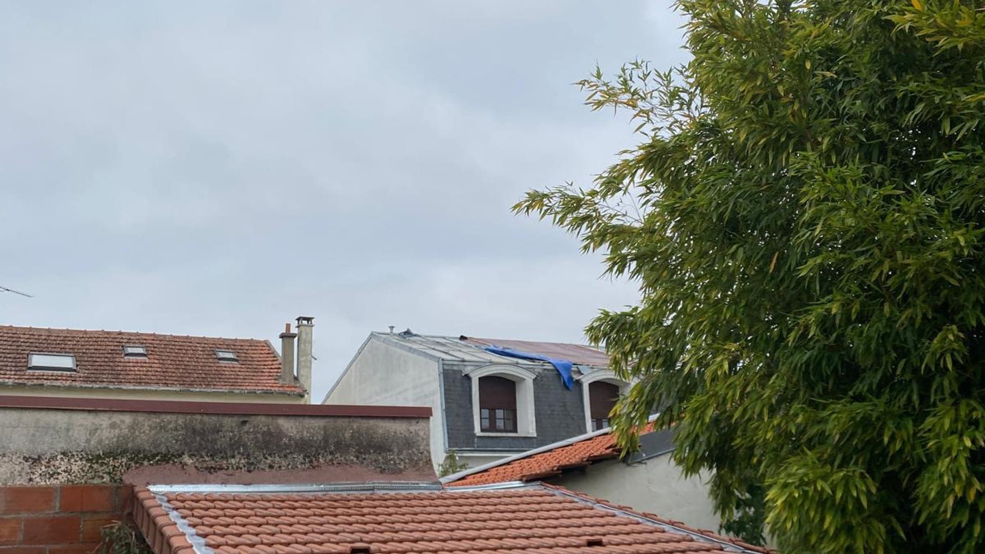 Ramonage de cheminée dans l'Allier (03) · Allier Toiture Services